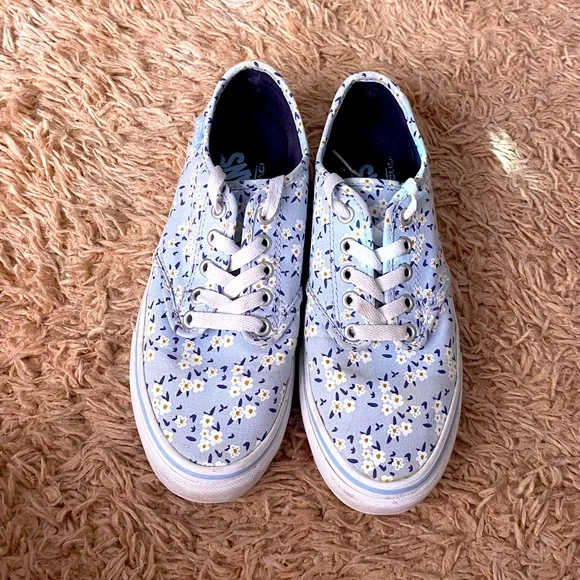 Light blue vans with flowers hotsell